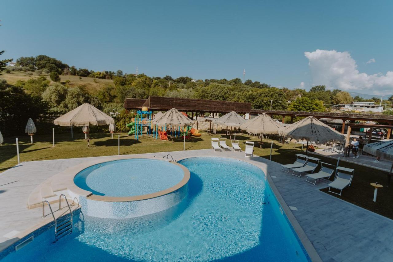 Halanus Hotel And Resort Alanno Экстерьер фото